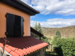 Überdachung des Souterrain-Eingangs - Idyllisches Wohlfühlrefugium im Harz: Ein ganzjährig nutzbares WE-Haus in traumhafter Landschaft