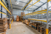 Moderne Lagerhalle für effiziente Produktion und Lagerung in Vögelsen - DieMaacklerOHG